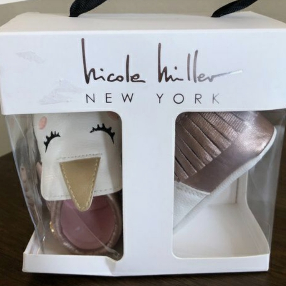 New Nicole Miller NY Stepping Stones Babygirl Infant Unicorn Booties Size 0-6 mo - Picture 2 of 10